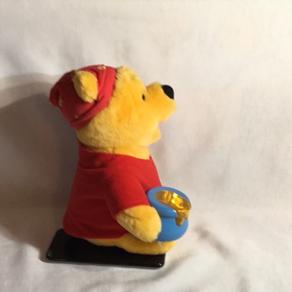 Winnie The Pooh - Picture 3 of 4